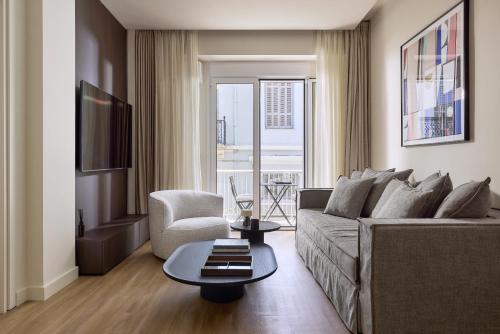 Olea Residence, Syntagma by Aura Homes