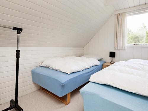 Gallery image of 6 person holiday home in Oksbøl in Mosevrå
