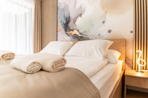 Hajnal Residence Deluxe with Terrace by Mital