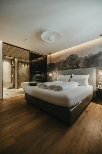 The Black Eagle Luxury Appartements photo 3