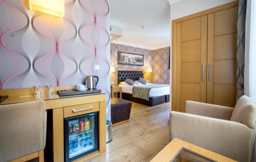 Postel nebo postele na pokoji v ubytování Levent Hotel Istanbul