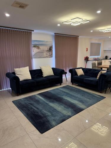 Χώρος καθιστικού στο Canberra 3 bedroom quiet home to remember