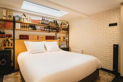 Vintage Shop Style Flat, Austerlitz