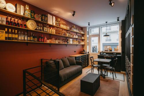 Vintage Shop Style Flat, Austerlitz