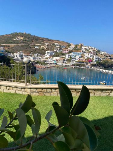 a view of a body of water with a harbor at Emerald Bay Villa in Balíon