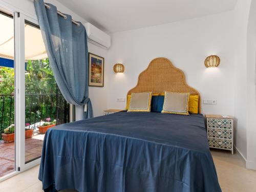 Ένα ή περισσότερα κρεβάτια σε δωμάτιο στο 2 Bedroom Villa with Private Pool near Puerto Banus
