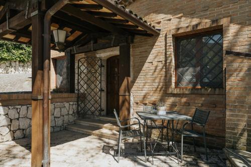 Villaggio Rurale Le Sette Querceにあるパティオまたは屋外エリア