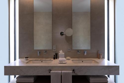 Un baño de Silversands Beach House Grenada