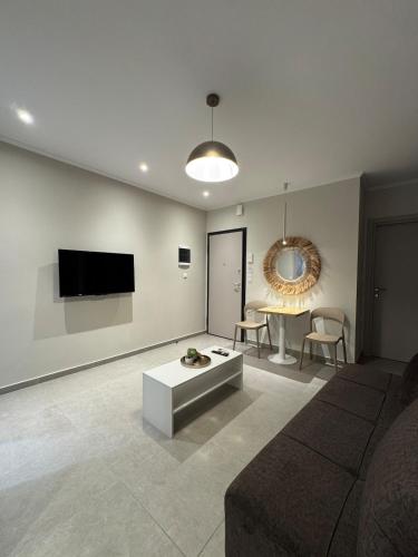 Olivia Tertseti apartment 1