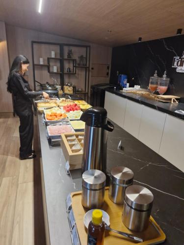 Mad på lejlighedshotellet eller i nærheden