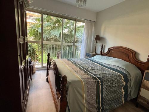 Appartement en Bord de mer avec piscine