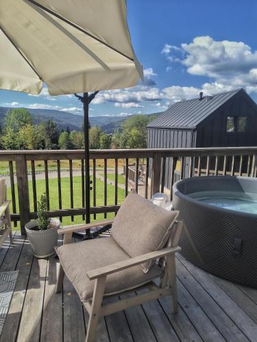 Czarne Domki Krempna z prywatnym jacuzzi Beskid Niski