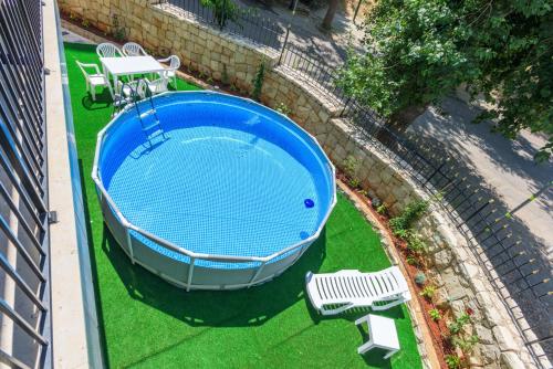 Bazén v ubytování Pearl of Faqra - Studios & Apartments nebo v jeho okolí
