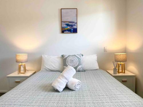 Ένα ή περισσότερα κρεβάτια σε δωμάτιο στο Brand new townhouse on Armagh city centre