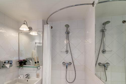 Ένα μπάνιο στο Hotel Monterosa - Astotel