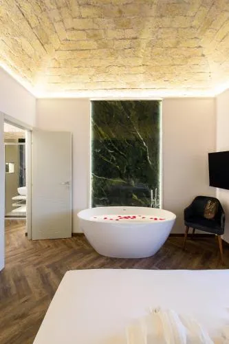 Antinous Suites photo 17
