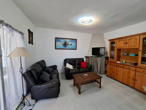 Villa Montimar de 3 Hab con Piscina Privada & Parking