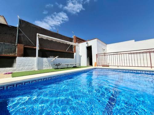 Villa Montimar de 3 Hab con Piscina Privada & Parking