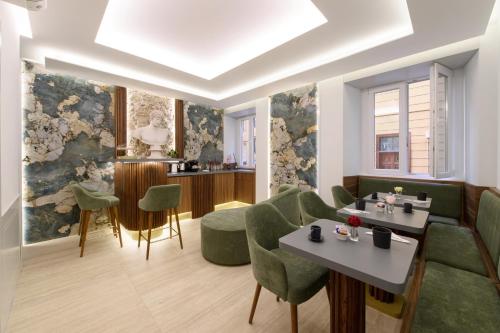 Antinous Suites photo 32
