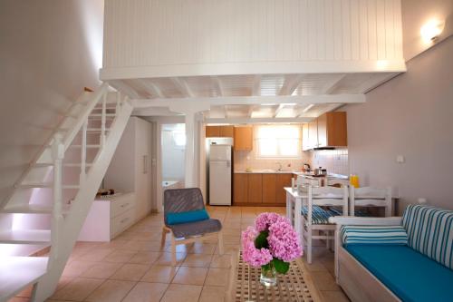 Gallery image of Central Studios in Agios Nikitas pedestrian zone in Agios Nikitas