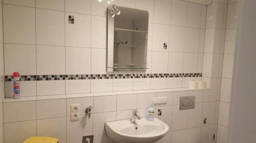 ห้องน้ำของ Ferienwohnung "Zum alten Kuhstall"