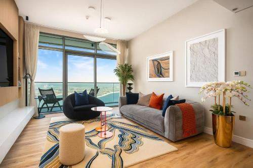 Serene Ocean Views, 2BR Emaar Beachfront