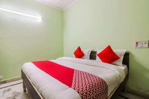 Gallery image of OYO 65130 Saad Residency in Sohna