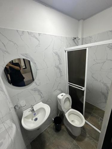 Koupelna v ubytování Hotel GB