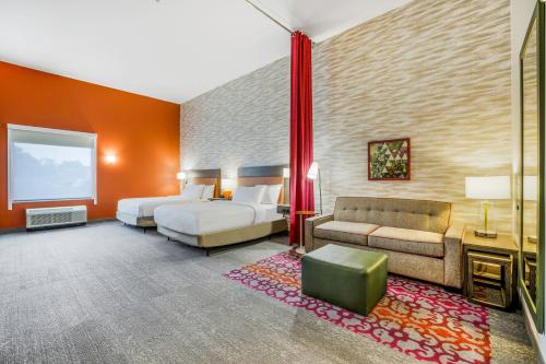 Katil atau katil-katil dalam bilik di Home2 Suites By Hilton Aurora Medical Center Denver