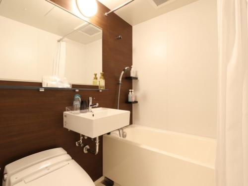 Koupelna v ubytování Smile Hotel Premium Osaka Higashi Shinsaibashi - Vacation STAY 85560v