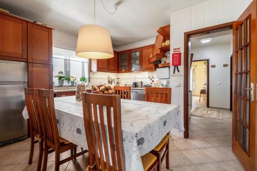 Η κουζίνα ή μικρή κουζίνα στο Linos House