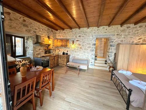 Η κουζίνα ή μικρή κουζίνα στο Villa Lagadaki the sea view