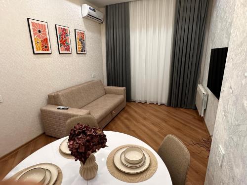 Flower residence in city center