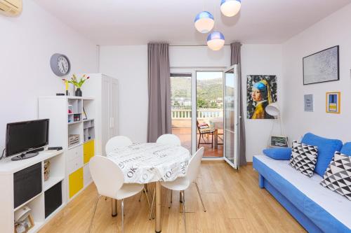 Apartments by the sea Sparadici, Sibenik - 24300