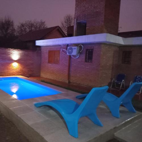 Bazén v ubytování La casa de Yari nebo v jeho okolí