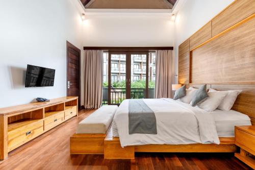 Katil atau katil-katil dalam bilik di djabu Canggu Beach Villa