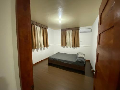 Postel nebo postele na pokoji v ubytování Cortes Rupertmel Fairways and Integrated Farm