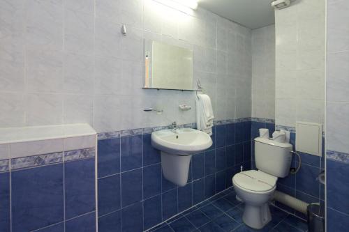 Phòng tắm tại Bohemi Hotel