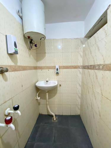 Ванная комната в La Ruelle Guest House