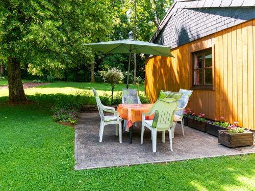 Zahrada ubytování Charming Chalet in Vielsalm