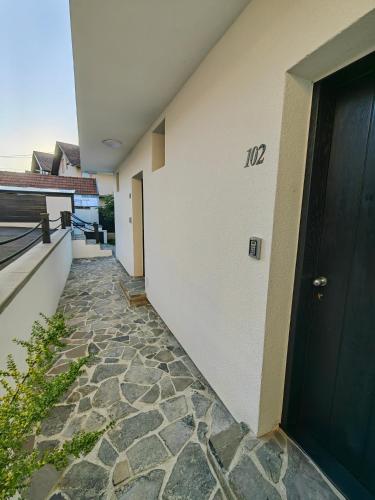 Φωτογραφία από το άλμπουμ του Garden Relax Bungalow "Deluxe Hotel Rooms, Pool, Parking" στη Μπάνια Λούκα