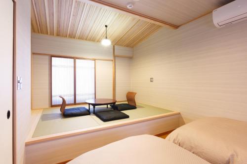 Rakutoko Momo - Vacation STAY 86513