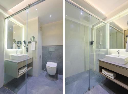 Bilik mandi di Hotel President