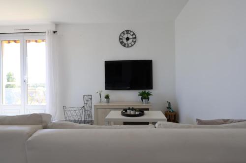 Comfortable stay near the beach and the center