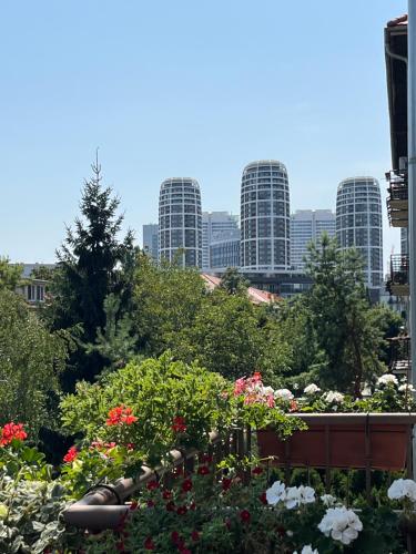 2BR Near Nivy & City Center