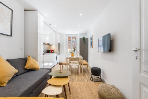 Nice Renting - REPUBLIQUE - Garibaldi Chic 3 Bedrooms 3 Bathrooms Balcony AirCon