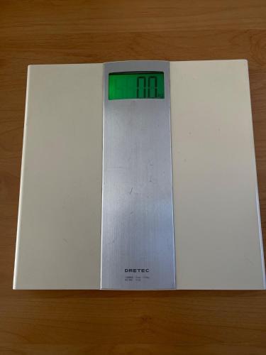 a scale sitting on top of a wooden table at Fujisawa - House - Vacation STAY 88722 in Fujisawa