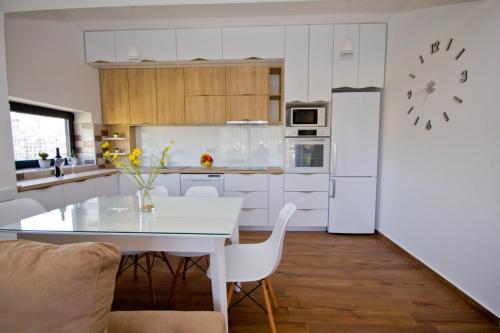 Φωτογραφία από το άλμπουμ του Apartment Center 400m, Free Parking, Mountain View στο Bar