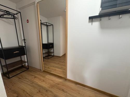 Fotografie z fotogalerie ubytování Chambre double 7km from track v destinaci Stoumont