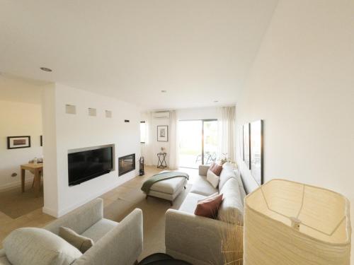 Three Bedroom Sea View Townhouse Villa